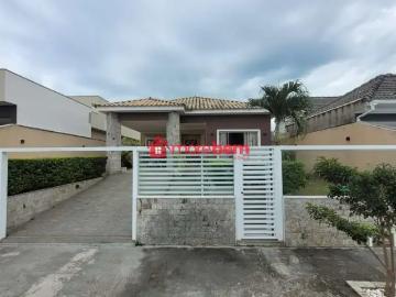 Casa / Sobrado em Condomínio para Venda em São Pedro da Aldeia/RJ Nova São Pedro 3 Quartos