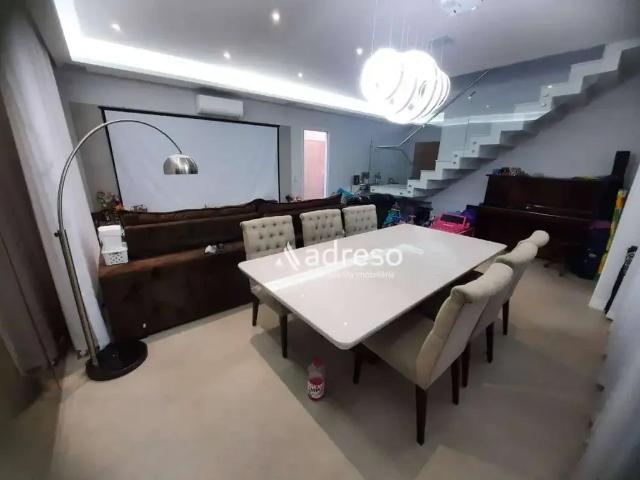 Casa / Sobrado em Condomínio para Venda em São Roque/SP Bairro do Cambará 3 Quartos