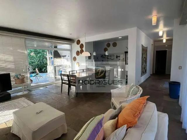 Casa / Sobrado em Condomínio para Venda em São Sebastião/SP Toque Toque Pequeno 3 Quartos