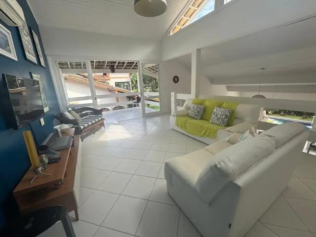 Casa / Sobrado em Condomínio para Venda em São Sebastião/SP Toque Toque Pequeno 5 Quartos