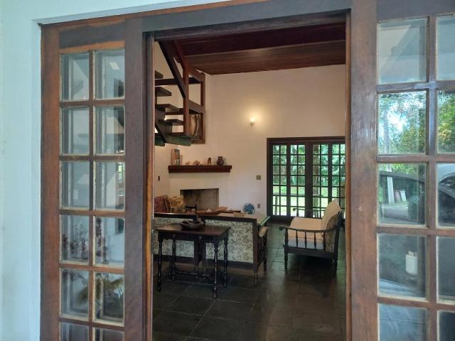 Casa / Sobrado em Condomínio para Venda em São Sebastião/SP Toque Toque Pequeno 5 Quartos