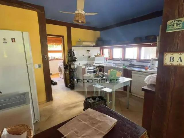 Casa / Sobrado em Condomínio para Venda em São Sebastião/SP Toque Toque Pequeno 5 Quartos