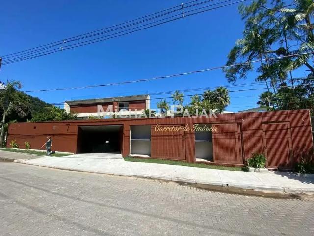 Casa / Sobrado em Condomínio para Venda em São Sebastião/SP Baleia 7 Quartos