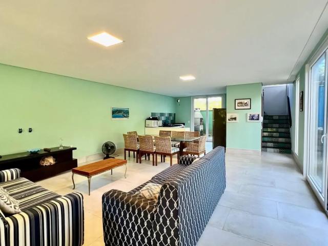 Casa / Sobrado em Condomínio para Venda em São Sebastião/SP Barra do Una 4 Quartos