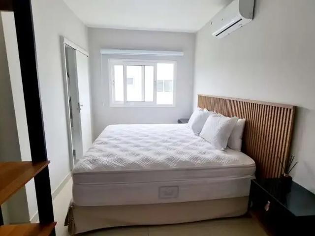Casa / Sobrado em Condomínio para Venda em São Sebastião/SP Boracéia 6 Quartos