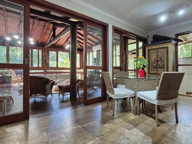 Casa / Sobrado em Condomínio para Venda em São Sebastião/SP Guaecá 5 Quartos