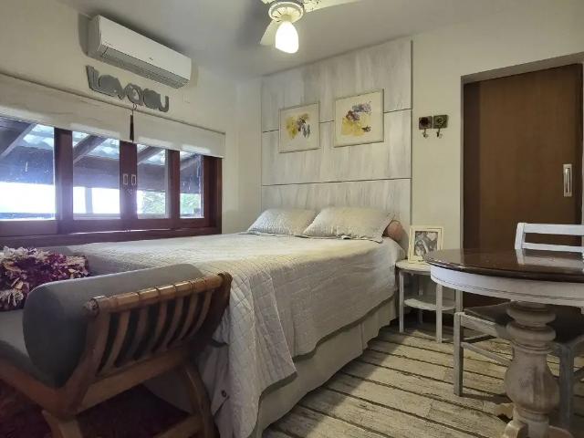 Casa / Sobrado em Condomínio para Venda em São Sebastião/SP Guaecá 5 Quartos
