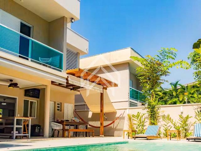 Casa / Sobrado em Condomínio para Venda em São Sebastião/SP Juquehy 3 Quartos