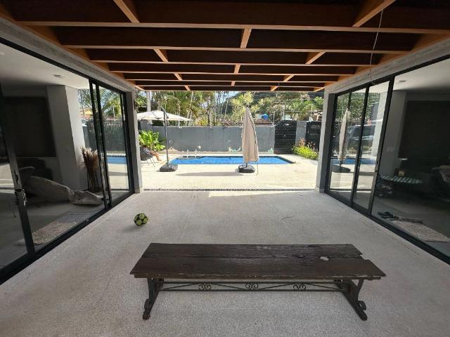 Casa / Sobrado em Condomínio para Venda em São Sebastião/SP Juquehy 4 Quartos