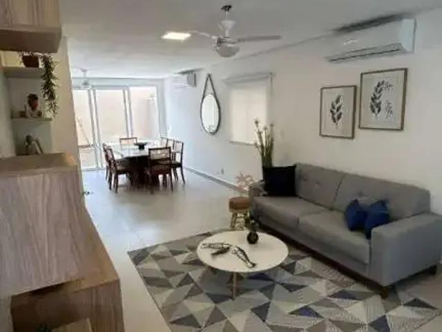 Casa / Sobrado em Condomínio para Venda em São Sebastião/SP Juquehy 4 Quartos