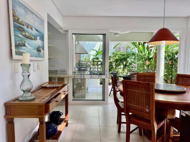 Casa / Sobrado em Condomínio para Venda em São Sebastião/SP Juquehy 4 Quartos