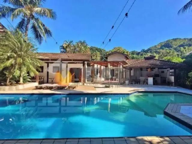 Casa / Sobrado em Condomínio para Venda em São Sebastião/SP Paúba 6 Quartos