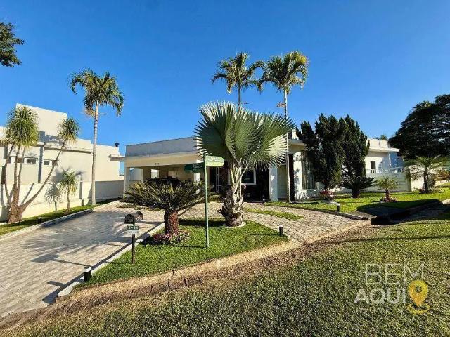 Casa / Sobrado em Condomínio para Venda em Salto/SP Condomínio Palmeiras Imperiais 4 Quartos