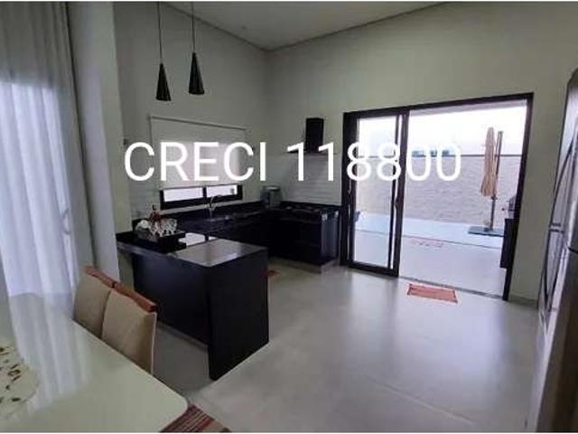 Casa / Sobrado em Condomínio para Venda em Salto/SP Residencial Central Parque 3 Quartos