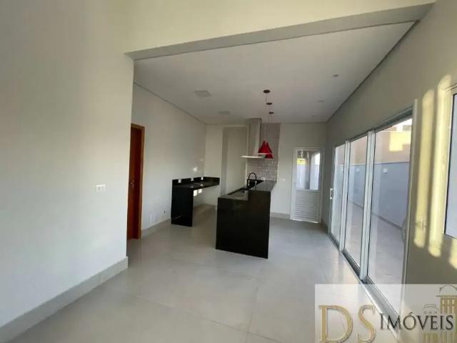 Casa / Sobrado em Condomínio para Venda em Salto/SP Residencial Lagos D'Icaraí 3 Quartos