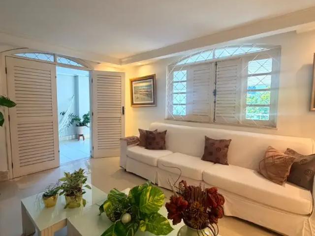 Casa / Sobrado em Condomínio para Venda em Salvador/BA Caminho das Árvores 3 Quartos