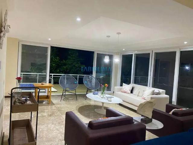 Casa / Sobrado em Condomínio para Venda em Salvador/BA Alphaville I 4 Quartos