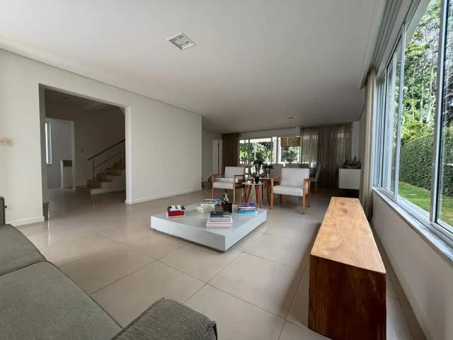 Casa / Sobrado em Condomínio para Venda em Salvador/BA Alphaville I 4 Quartos