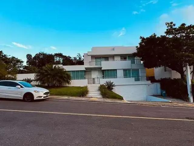 Casa / Sobrado em Condomínio para Venda em Salvador/BA Alphaville I 5 Quartos