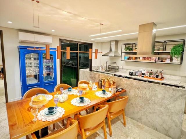 Casa / Sobrado em Condomínio para Venda em Salvador/BA Alphaville II 7 Quartos