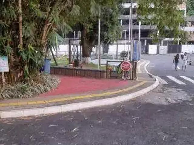 Casa / Sobrado em Condomínio para Venda em Salvador/BA Horto Florestal 5 Quartos