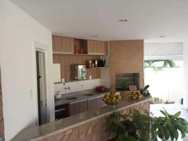 Casa / Sobrado em Condomínio para Venda em Salvador/BA Itaigara 5 Quartos
