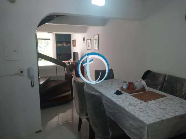 Casa / Sobrado em Condomínio para Venda em Salvador/BA Itapuã 3 Quartos