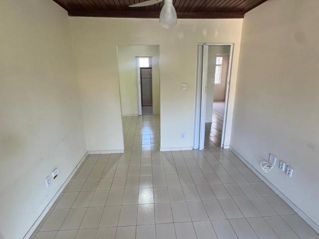 Casa / Sobrado em Condomínio para Venda em Salvador/BA Itapuã 3 Quartos
