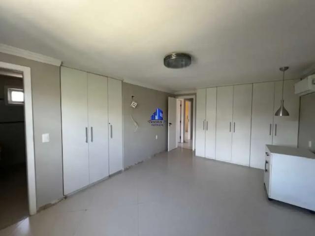 Casa / Sobrado em Condomínio para Venda em Salvador/BA Itapuã 4 Quartos