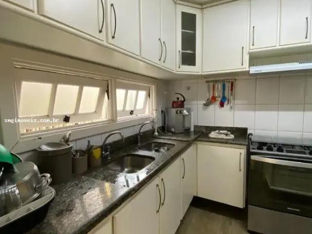 Casa / Sobrado em Condomínio para Venda em Salvador/BA Itapuã 4 Quartos