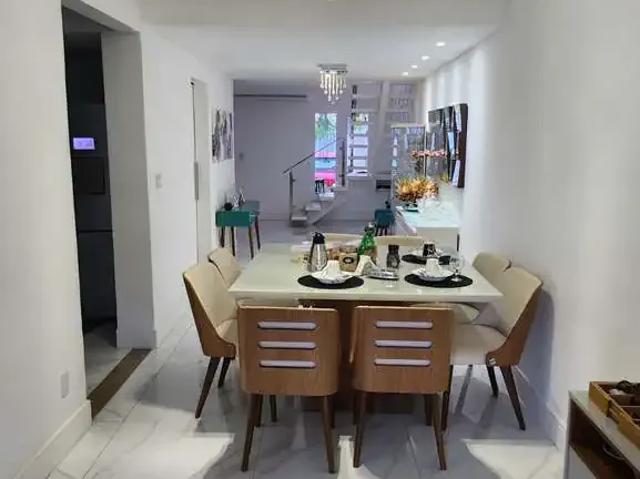 Casa / Sobrado em Condomínio para Venda em Salvador/BA Itapuã 4 Quartos