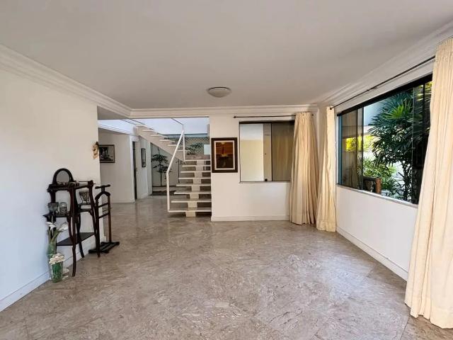 Casa / Sobrado em Condomínio para Venda em Salvador/BA Jaguaribe 4 Quartos