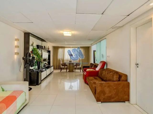 Casa / Sobrado em Condomínio para Venda em Salvador/BA Jaguaribe 4 Quartos