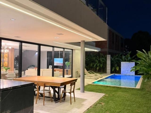 Casa / Sobrado em Condomínio para Venda em Salvador/BA Jaguaribe 5 Quartos