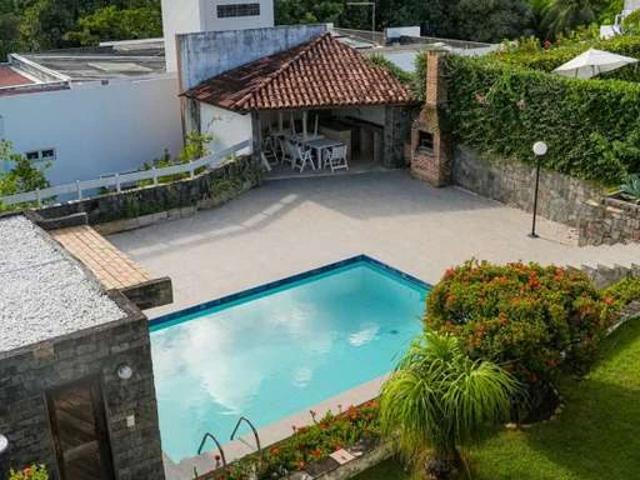 Casa / Sobrado em Condomínio para Venda em Salvador/BA Jaguaribe 7 Quartos