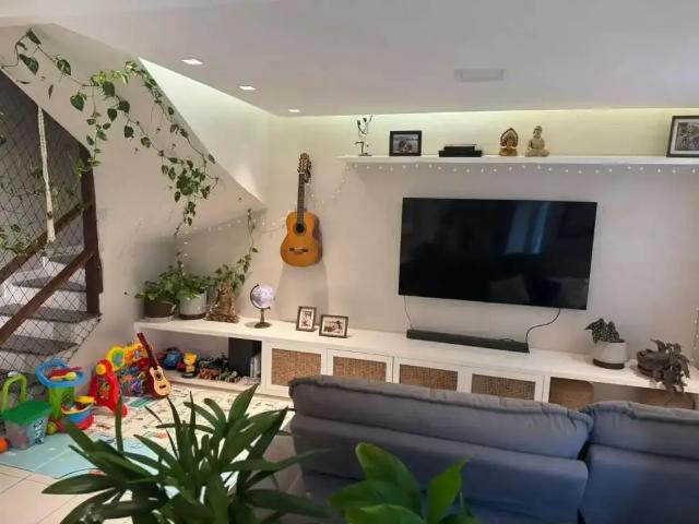 Casa / Sobrado em Condomínio para Venda em Salvador/BA Patamares 3 Quartos