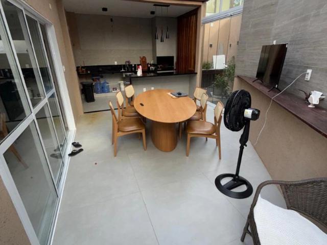 Casa / Sobrado em Condomínio para Venda em Salvador/BA Pituaçu 4 Quartos