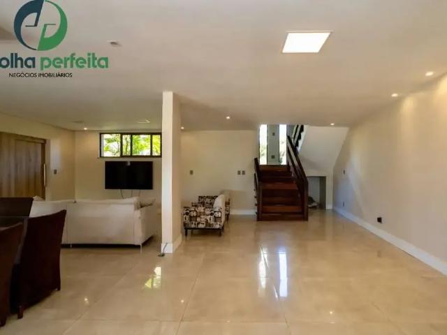Casa / Sobrado em Condomínio para Venda em Salvador/BA Pituaçu 4 Quartos