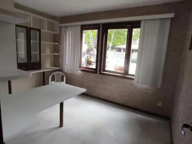 Casa / Sobrado em Condomínio para Venda em Salvador/BA Piatã 5 Quartos