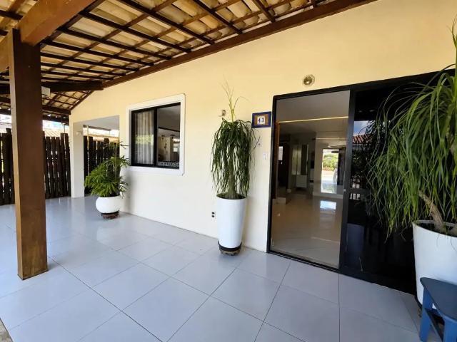 Casa / Sobrado em Condomínio para Venda em Salvador/BA Piatã 5 Quartos