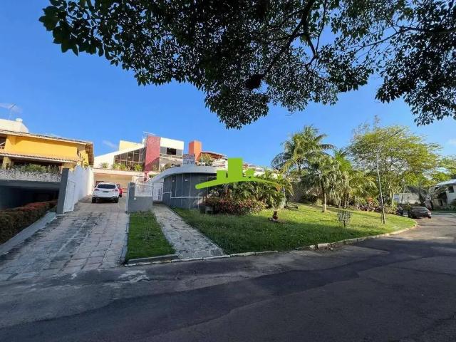 Casa / Sobrado em Condomínio para Venda em Salvador/BA Piatã 5 Quartos