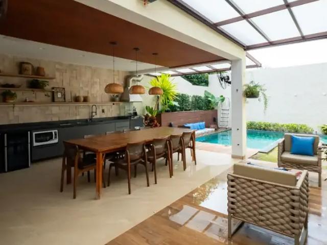 Casa / Sobrado em Condomínio para Venda em Salvador/BA Piatã 5 Quartos