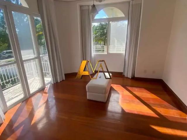 Casa / Sobrado em Condomínio para Venda em Salvador/BA Piatã 6 Quartos