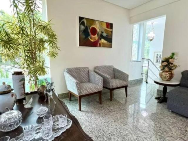 Casa / Sobrado em Condomínio para Venda em Salvador/BA Piatã 6 Quartos