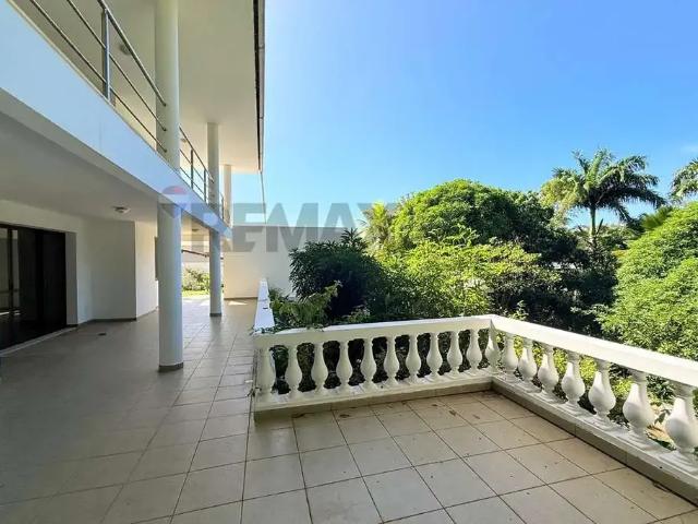 Casa / Sobrado em Condomínio para Venda em Salvador/BA Piatã 3 Quartos