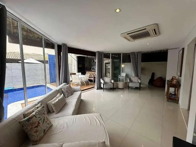 Casa / Sobrado em Condomínio para Venda em Salvador/BA Piatã 3 Quartos
