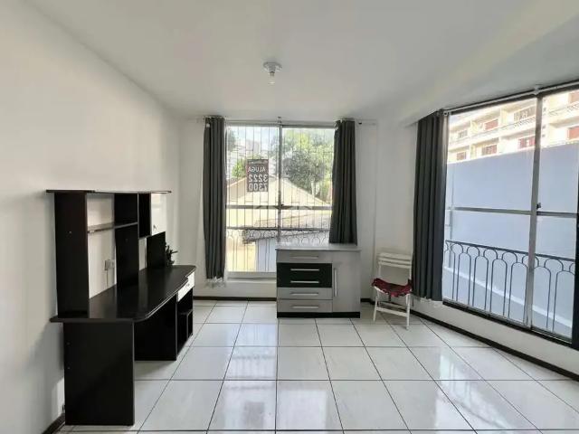 Casa / Sobrado em Condomínio para Venda em Santa Maria/RS Centro 1 Quartos