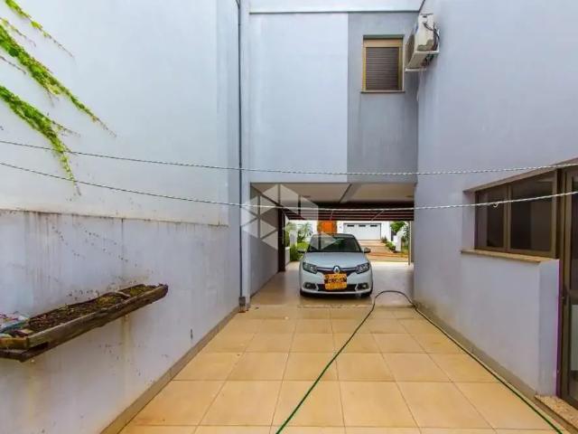 Casa / Sobrado em Condomínio para Venda em Santa Maria/RS Tomazetti 3 Quartos
