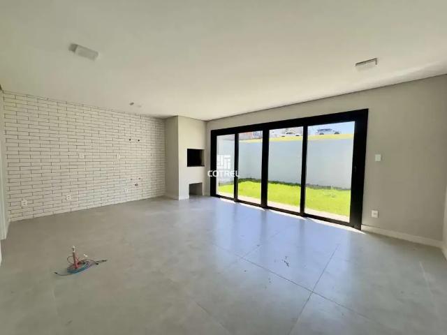 Casa / Sobrado em Condomínio para Venda em Santa Maria/RS Tomazetti 4 Quartos