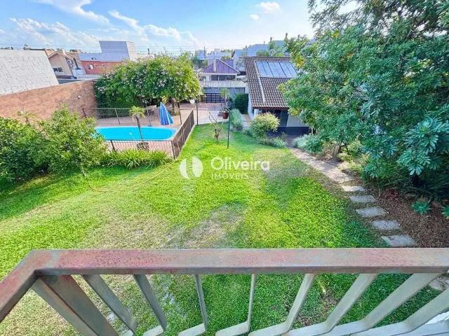 Casa / Sobrado em Condomínio para Venda em Santa Maria/RS Tomazetti 4 Quartos